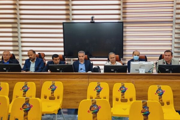 ضرورت تقویت بخش حمل و نقل در ادارات شهرستانی برای جلوگیری از فرار بار بدون بارنامه باتقويت بخش حمل و نقل در ادارات شهرستانی از فرار بار بدون بارنامه جلوگيری می كنيم
