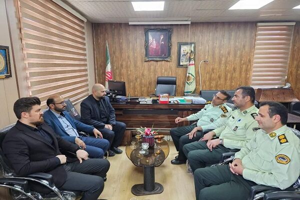 گشت مشترک ساماندهی دفاتر فاقد پروانه کسب مشاورین املاک در شهرستان دماوند دماوند