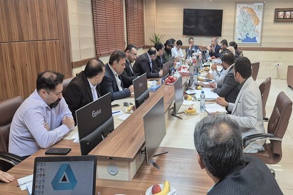 ببینید| نشست مشترک مدیرکل راه و شهرسازی خوزستان با نماینده مردم شهرهای مسجدسلیمان، لالی، هفتکل و اندیکا در مجلس