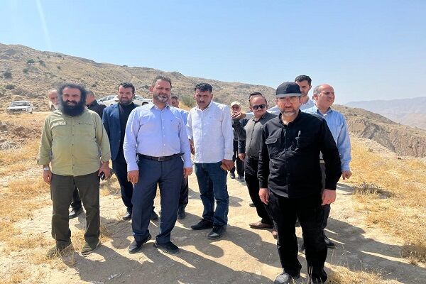 ببینید | بازدید مدیرکل راه و شهرسازی خوزستان و نماینده مسجدسلیمان از پروژه‌های راه‌سازی محور اهواز- مسجدسلیمان- اندیکا
