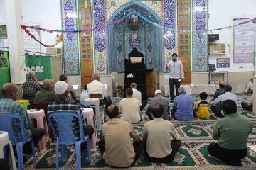 سخنرانی مدیر راه و شهرسازی در مسجد اهرم