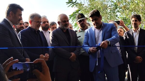 ببینید | افتتاح طرح‌های عمرانی بازآفرینی شهری در شهر کرج با حضور وزیر کشور