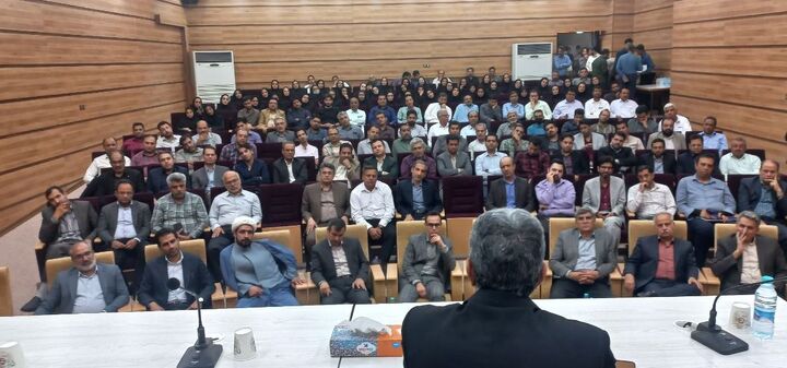 گردهمایی تخصصی خانواده بزرگ راه و شهرسازی استان سیستان و بلوچستان برگزار شد