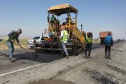 ببینید|گزارش تصویری از ادامه عملیات روکش آسفالت جاده اشتهارد-ماهدشت توسط راهداری البرز