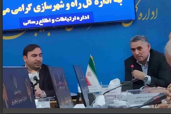 اجرای ۲۳ کیلومتر از روکش آسفالت آزادراه تبریز – زنجان