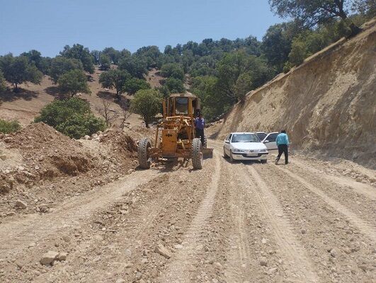 پیشرفت ۲۰ درصدی پروژه بهسازی و روکش آسفالت راه روستایی چال شاهین