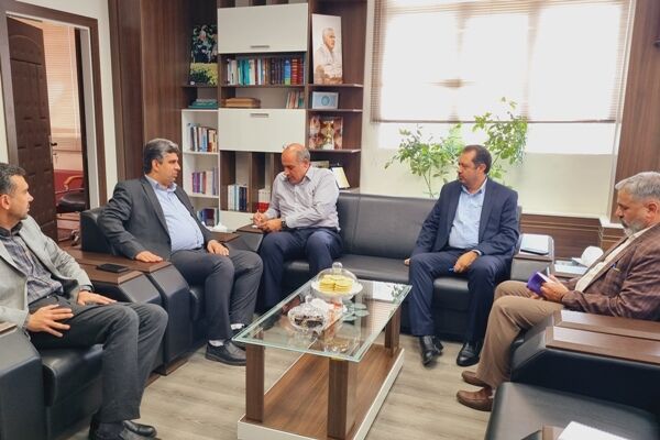 بهسازی محور های اصلی و روستایی استان کرمان بیش از ۲۰۰ هزار میلیارد تومان بودجه نیاز دارد برای بهسازی محور های اصلی و روستایی استان کرمان بیش از ۲۰۰ هزار میلیارد تومان بودجه نیاز است