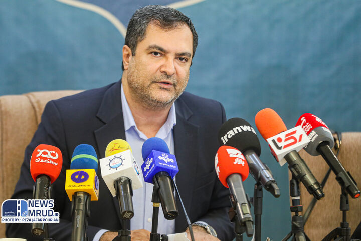 انجام ۹ میلیون آزمایش توسط آزمایشگاه فنی و مکانیک خاک در دولت سیزدهم  ببینید | نشست خبری عملکرد وزارت راه و شهرسازی در دولت سیزدهم در حوزه حمل و نقل