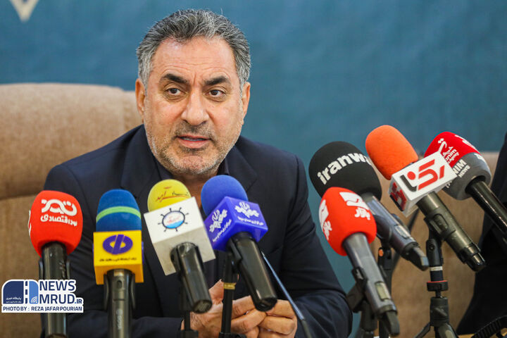 بهره برداری از ۳۸۷ کیلومتر راهآهن و ۲۳۶ کیلومتر آزادراه در دولت سیزدهم ببینید | نشست خبری عملکرد وزارت راه و شهرسازی در دولت سیزدهم در حوزه حمل و نقل