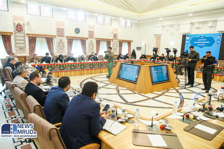 مهمترین اخبار وزارت راه و شهرسازی| از رشد ۴۹ درصدی ترانزیت دریایی در سال جاری تا درخواست از سران قوا برای ورود به مسأله تعیین نرخ بلیت هواپیما ببینید | نشست خبری عملکرد وزارت راه و شهرسازی در دولت سیزدهم در حوزه بنادر و دریانوردی