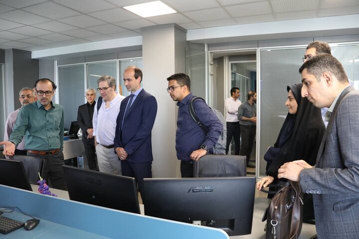 بازدید کارشناسان سازمان جهانی هواشناسی از واحدهای عملیاتی سازمان هواشناسی کشور بازدید کارشناسان سازمان جهانی هواشناسی از واحدهای عملیاتی سازمان هواشناسی کشور