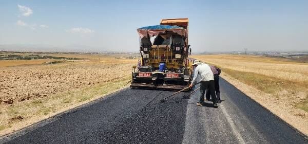 پایان عملیات بهسازی و آسفالت بیش از ۴ کیلومتر راه روستایی سلمانلوی زنجان