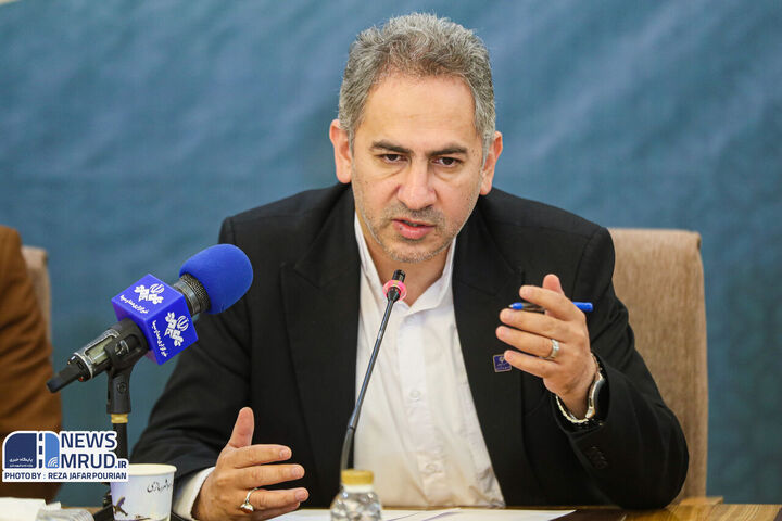 ضرورت انجام معاملات و عقد انواع قراردادها با استفاده از پول رایج کشور یاسر دستمالچیان