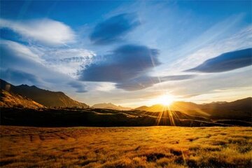 آسمان آفتابی