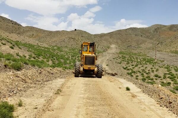 تسطیح  ۳۰۰۰ کیلومتر از محورهای خراسان جنوبی تسطیح خراسان جنوبی.jpg