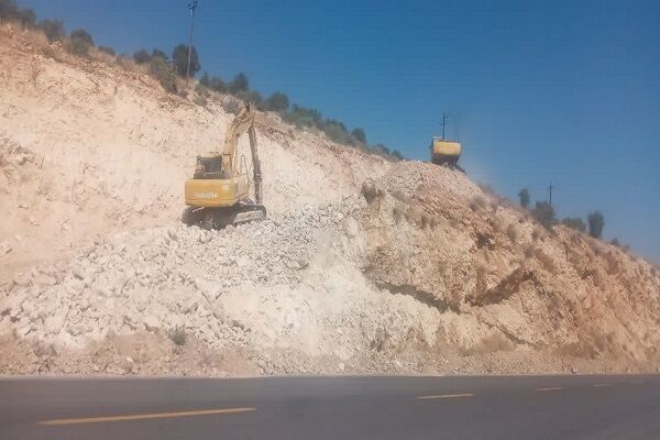 پیشرفت ۶۰ درصدی پروژه احداث کنار گذر باند دوم گچساران گچساران