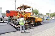 ببینید -گزارش تصویری از اجرای لکه گیری آسفالت گرم  جاده مخصوص کرج محدوده  پل فردیس تا کلاک