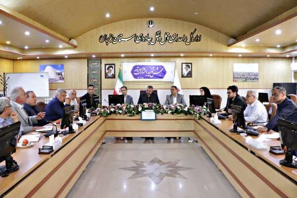 نشست هماهنگی با مدیران مجتمعهای خدماتی رفاهی بین راهی زنجان برای خدمات دهی به زائران اربعین راهداری زنجان