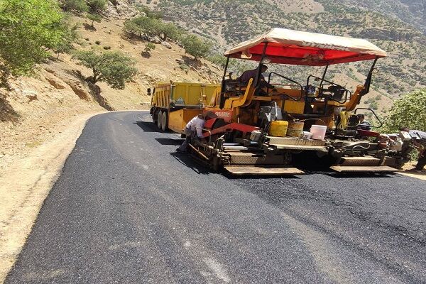 رفع افتادگی ۲۵۳ کیلومتر از شانه راه شهرستان اردبیل راه روستایی لندی
