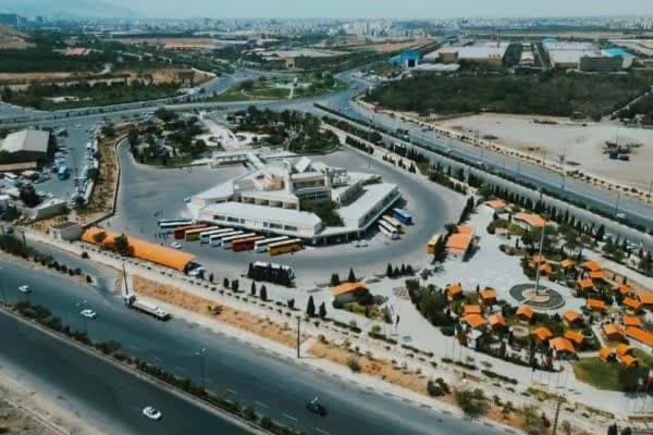 اعزام بیش از ۳ هزار زائر اربعین از استان مرکزی به پایانههای مرزی توسط ناوگان حمل و نقل عمومی  پایانه مسافری اراک