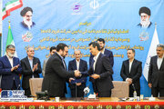 ببینید | آیین رونمایی از  اطلس سرمایهگذاری و سند جامع هوشمندسازی فرودگاهها و تبادل تفاهمنامه فی مابین شرکت فرودگاهها و سرمایه گذاران
