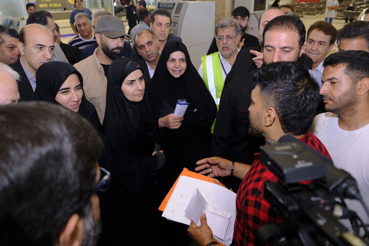 وزیر راه و شهرسازی عازم خوزستان شد مالواجرد ایلام فرودگاه