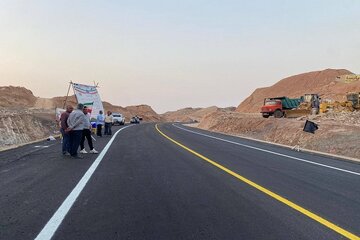 واریانت گردنه عامری در شهرستان دیلم استان بوشهر به بهره‌برداری رسید