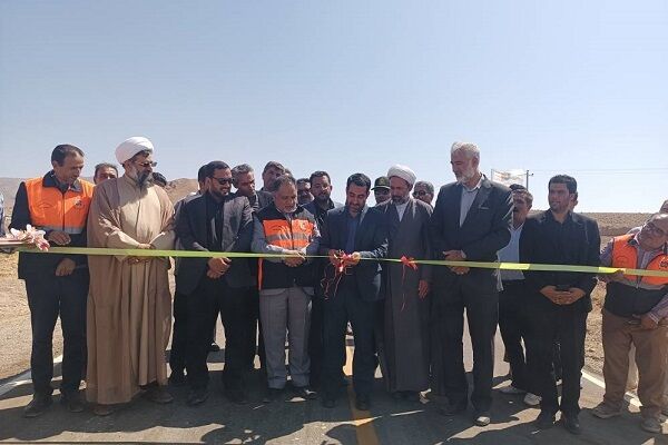 افتتاح وآغاز عملیات اجرایی پروژه های راهداری شهرستان سرایان در خراسان جنوبی افتتاحیه ساراین.jpg