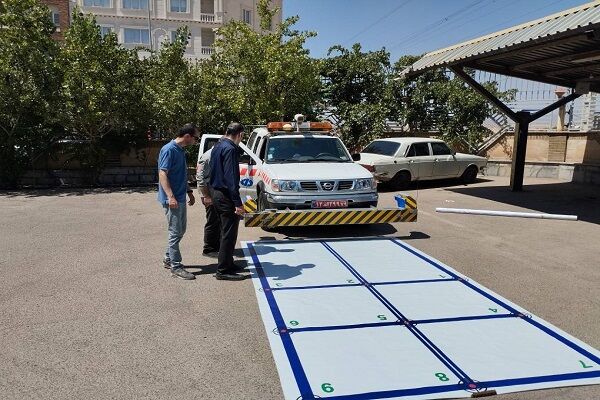 عملیات برداشت اطلاعات رویه راههای استان قزوین آغاز شد برداشت داده های روسازی