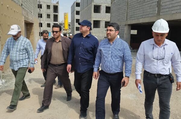 پیشرفت برخی از پروژههای ۱۸ هزار واحدی نهضت ملی مسکن پرند در فاز ۷ به حدود ۷۰ درصد رسید بازدید