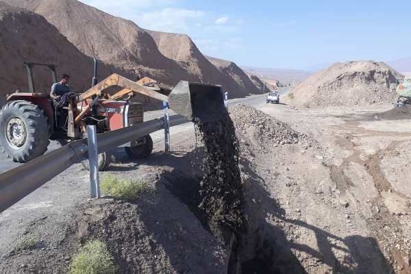 اقدام راهداری استان کرمان برای تعمیر و بهسازی رادیه برید پلهای محور کمربندی شهر رفسنجان اقدام راهداری استان کرمان برای تعمیر و بهسازی رادیه برید پل های محور کمربندی شهر رفسنجان