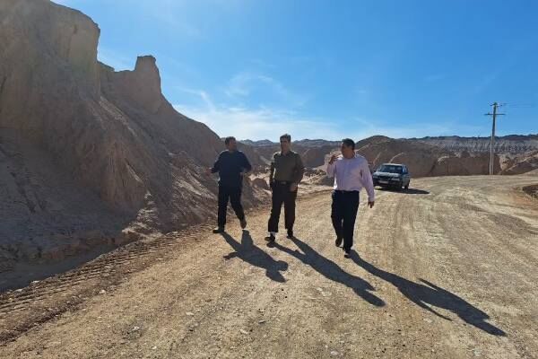 تکمیل ۹ راه روستایی شهرستان زرند در دستور کار راهداری استان کرمان تکمیل ۹ راه روستایی شهرستان زرند در دستور کار راهداری استان کرمان