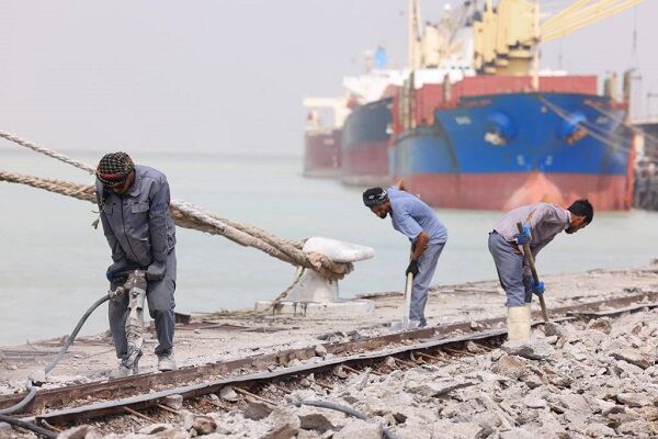 پیشرفت پروژه تعمیراتی ۲ پست اسکله منطقه ویژه اقتصادی بندر امام خمینی(ره) بندر امام پست اسکله