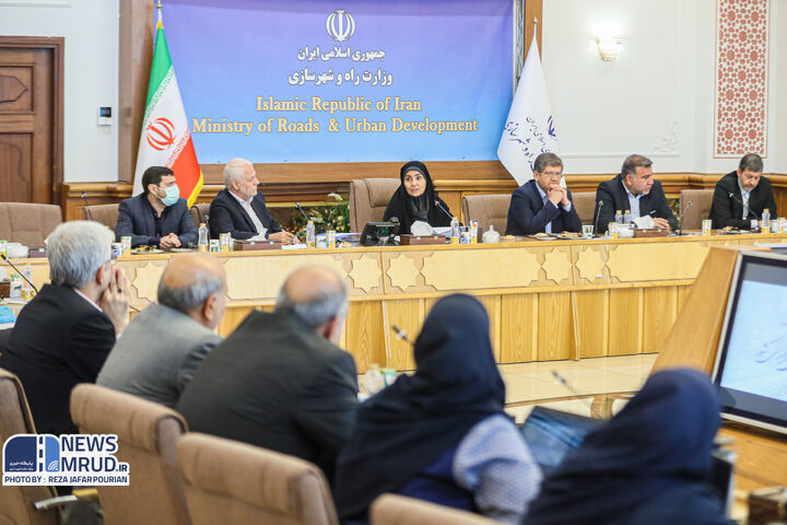 رشد ۷۰ درصدی ترانزیت در ۵ماهه ۱۴۰۳ نسبت به سال گذشته ببینید| نشست ۲۲۹ شورای عالی هماهنگی ترابری کشوری
