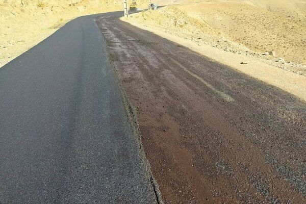 شاخص آسفالت راههای روستایی اردبیل ۳ درصد بالاتر از میانگین کشوری است ببینید|عملیات لکه گیری و روکش آسفالت محور روستایی دروان -خوراس از توابع بخش  مرکزی کرج  توسط راهداری استان البرز