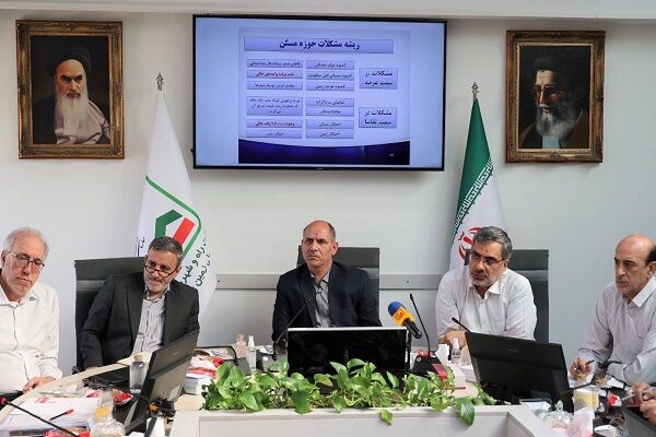 راهبرد وزارت راه و شهرسازی شناسایی و تامین مسکن برای دهکهای کمتر برخوردار جامعه است نشست