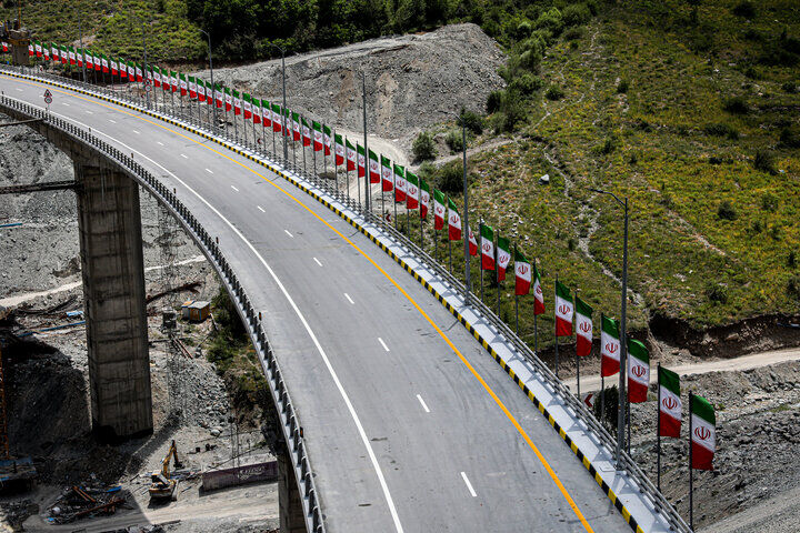 حذف قوانین منسوخ در حوزه حملونقل و توسعه شبکه آزادراهی به طول ۱۴۵ کیلومتر تا پایان سال آزادراه