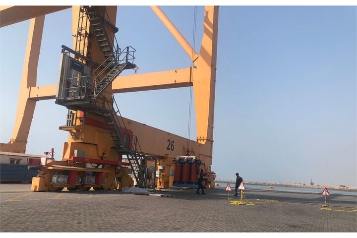 طراحی و نصب ترانسفورماتور ۲۰ کیلو ولتی در بندر شهید رجایی برای اولین بار در کشور ترانسفورماتور 20کاوا