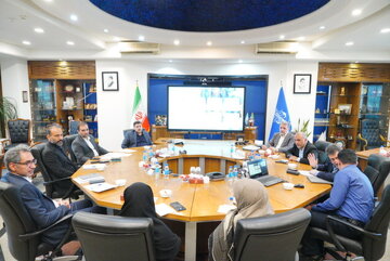 ببینید | نشست وزیر راه و شهرسازی با مدیرعامل سازمان بنادر و دریانوردی