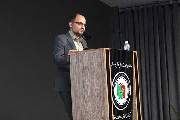 بازنگری در پایانههای مرزی، برای رونق ترانزیت، صادرات و واردات ضروری است حدادزادگان