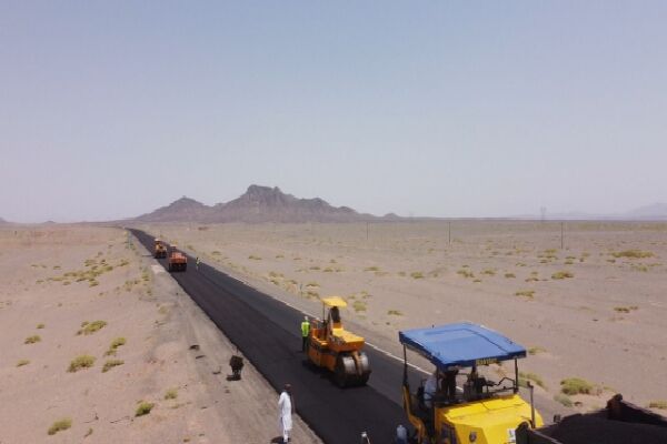 اجرای ۶۵۰ کیلومتر روکش آسفالت در محورهای مواصلاتی سیستان و بلوچستان روکش آسفالت