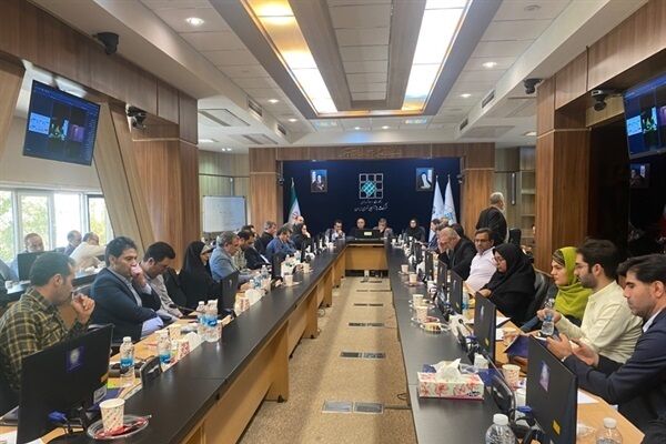 شناسایی ساختمانهای ناایمن عمومی در کلانشهرها با همکاری وزارت کشور جلسه