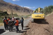 ببينيد | بازديد مديركل راهداري و حمل‌ونقل جاده‌اي استان اصفهان از پروژه‌هاي شهرستان‌هاي فريدون‌شهر و چادگان