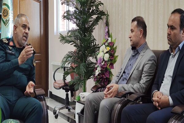 دیدار مدیرکل راه و شهرسازی خراسان شمالی با فرمانده نیروی انتظامی استان دیدار مدیرکل راه و شهرسازی خراسان شمالی با فرمانده نیروی انتظامی استان