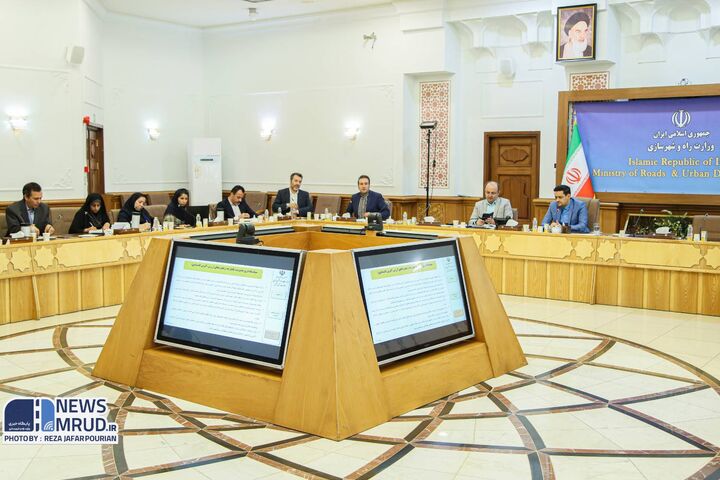 تهیه چارچوب سند ملی ترانزیت در دستور کار قرار گرفت ببینید | سیزدهمین جلسه تدوین آیین نامه های قانون برنامه هفتم