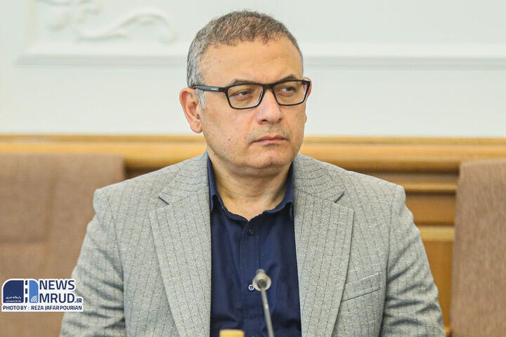 نقش ناوگان هوایی کوچک و آب نشین در محرومیت زدایی از مناطق کم برخوردار پور فرزانه