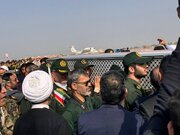 ببینید | ورود پیکر سردار سرلشکر شهید عباس نیلفروشان به فرودگاه بینالمللی شهید هاشمینژاد مشهدمقدس