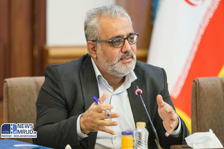 حتی یک متر از حریم ممنوعه «تخت جمشید» به محدوده طرح جامع شهر اضافه نشد نیکخواه