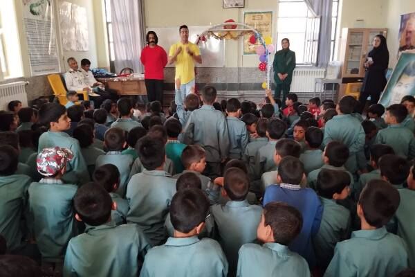 آموزش مبانی ایمنی و ترافیک برای حدود یک هزار دانش آموز کرمانی آموزش مبانی ایمنی و ترافیک برای حدود يك هزار دانش آموز كرمانی