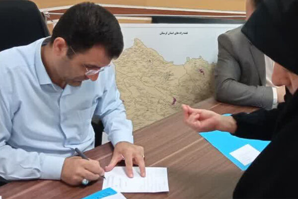 دیدار چهره به چهره مدیرکل راه و شهرسازی لرستان با مردم شاکرمی ملاقات 2